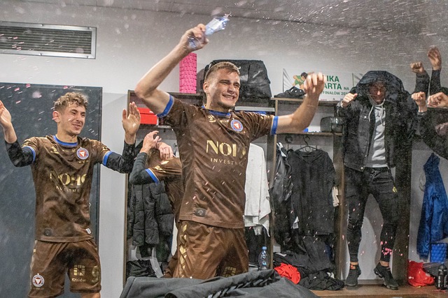 结合传控与 结合传控与